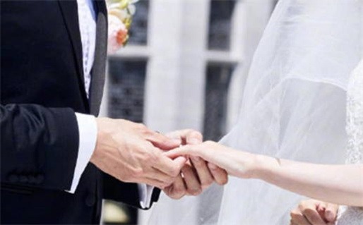 2025年11月11日领证合不合适？ 今日领证结婚好吗