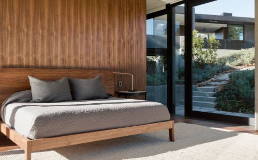 2026年农历四月初四是否宜乔迁？ 入宅行吗？