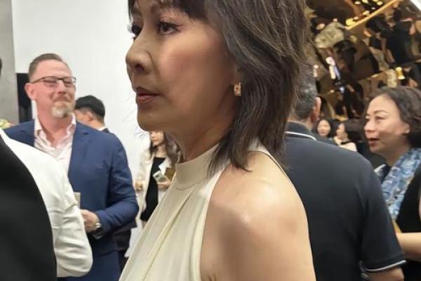 刘嘉玲八字命理暗藏玄机,成功背后你可能忽视的真相 刘嘉玲八字命理暗藏玄机,成功背后你可能忽视的真相