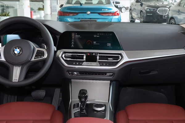 买车节日来临，如何挑选适合家庭的“岁月良驹”