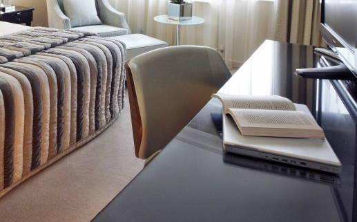 2026年10月17日搬家黄历查询