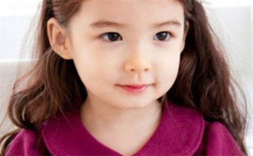 万姓女孩子取名