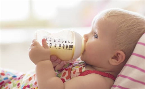 梁姓女宝宝名字精选：2026年05月02日生辰八字起名技巧