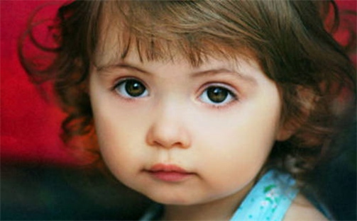 丁姓2026年04月22日出生的女孩子命理分析与起名攻略