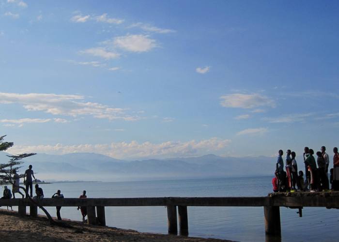 西安1300万人的静默时刻,千年古都的短暂休止与生命韧性的交响诗 西安1300万人的静默时刻,千年古都的短暂休止与生命韧性的交响诗