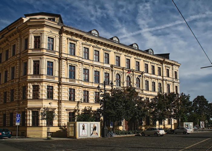 美国确诊近200万,美国确诊超200万 美国确诊近200万,美国确诊超200万