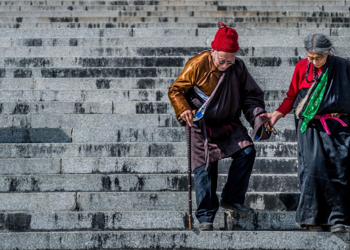 (b5尺寸是多少厘米)，b5的尺寸