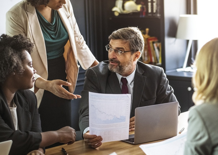 31例新增下的生命韧性——上海疫情“动态清零”中的城市温度，如同精密仪器的恒久搏动