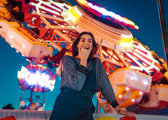 【学校食堂长蛆鸭肉,食堂有蛆】