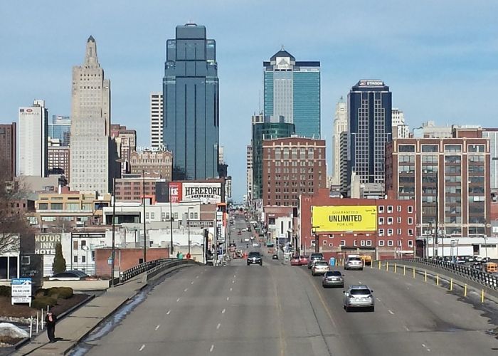 26例新增背后的精准防控,微光成炬,一座超大型城市的抗疫密码 26例新增背后的精准防控,微光成炬,一座超大型城市的抗疫密码