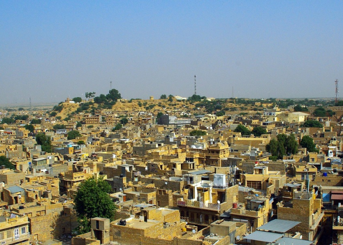 11月9日浦东一例确诊，14天封闭与3次全员核酸，晨光终破晓，一个村庄的微缩战场