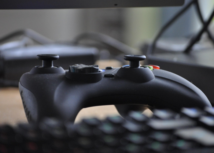 美国单日新增确诊逾2.1万例,美国单日新增确诊病例超12万 创历史新高 ✔️