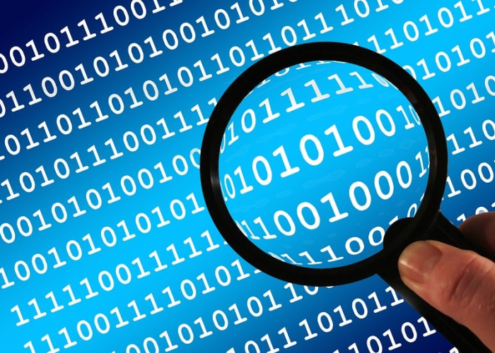 9+130背后的都市脉搏：疫情阴霾下的人间烟火与生命韧性