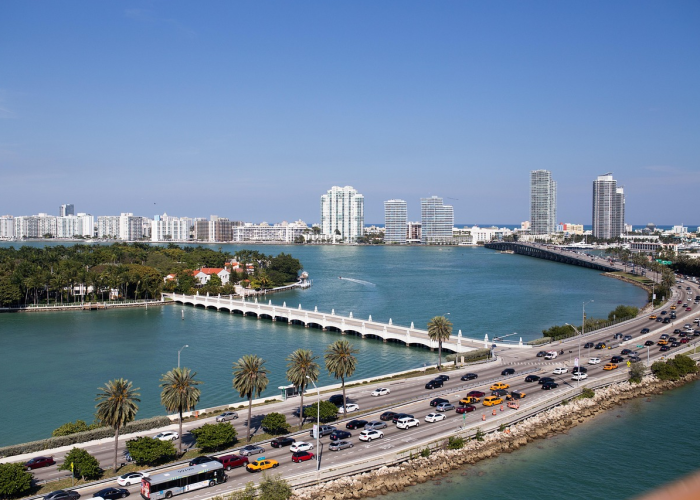 4例无症状感染者:一家四口的冬至抉择与县域防疫体系的压力测试 4例无症状感染者:一家四口的冬至抉择与县域防疫体系的压力测试