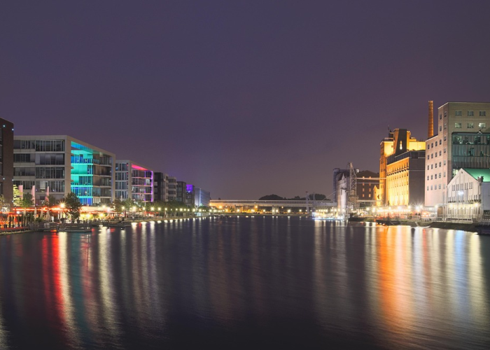 流调版图上的隐秘足迹与一座城的精准阻击；陕西新增5例本土确诊病例详情公布