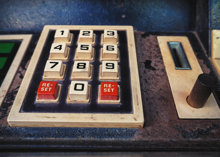 一位39岁孕妇的意外感染与一座城市的应急神经——疫情时代个体与系统的脆弱性平衡