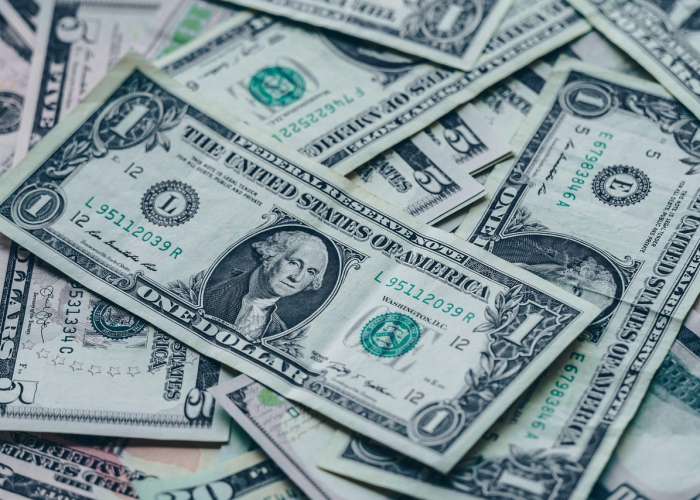 多音字闷的两个读音的意思,闷的多音字怎么区别 多音字闷的两个读音的意思,闷的多音字怎么区别