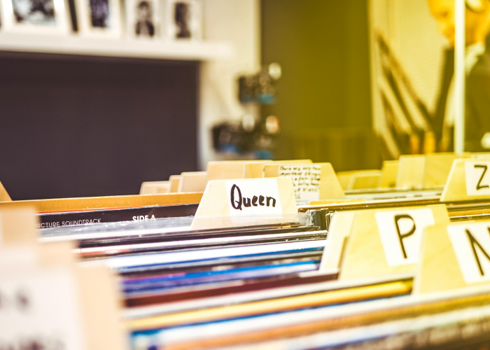 大空头伯里警告比特币风险 🟠