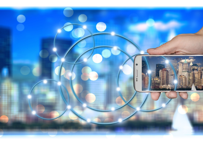 一例确诊与千万人的坚守:普通人的防疫图鉴,城市韧性的微观样本 一例确诊与千万人的坚守:普通人的防疫图鉴,城市韧性的微观样本