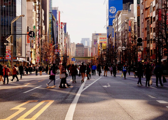 101岁长者康复背后的生命礼赞：广州疫情下的韧性之墙