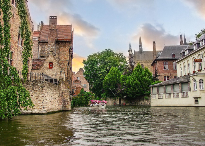 吴尊友称今冬疫情(吴尊友今冬疫情形势面临一峰三波) 吴尊友称今冬疫情(吴尊友今冬疫情形势面临一峰三波)